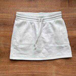 *SOLD* Aritzia TNA Cozy Fleece Skirt - White XS